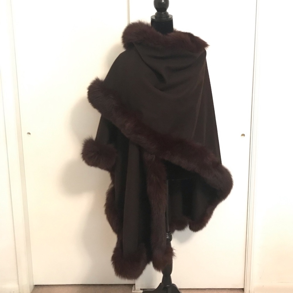 Fur lined Shawl
